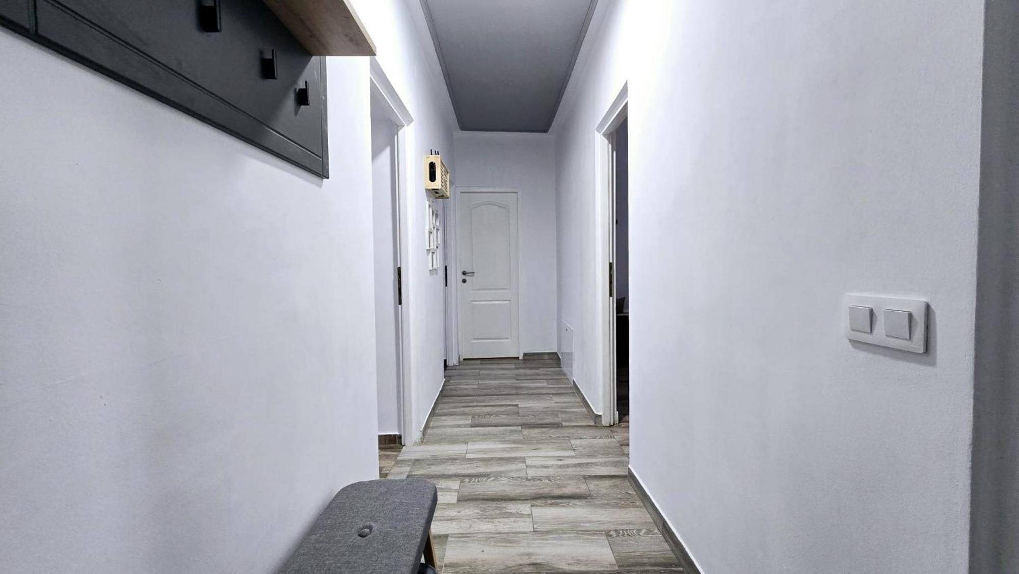 Apartament 3 Camere Hd Hunedoara Exterior foto